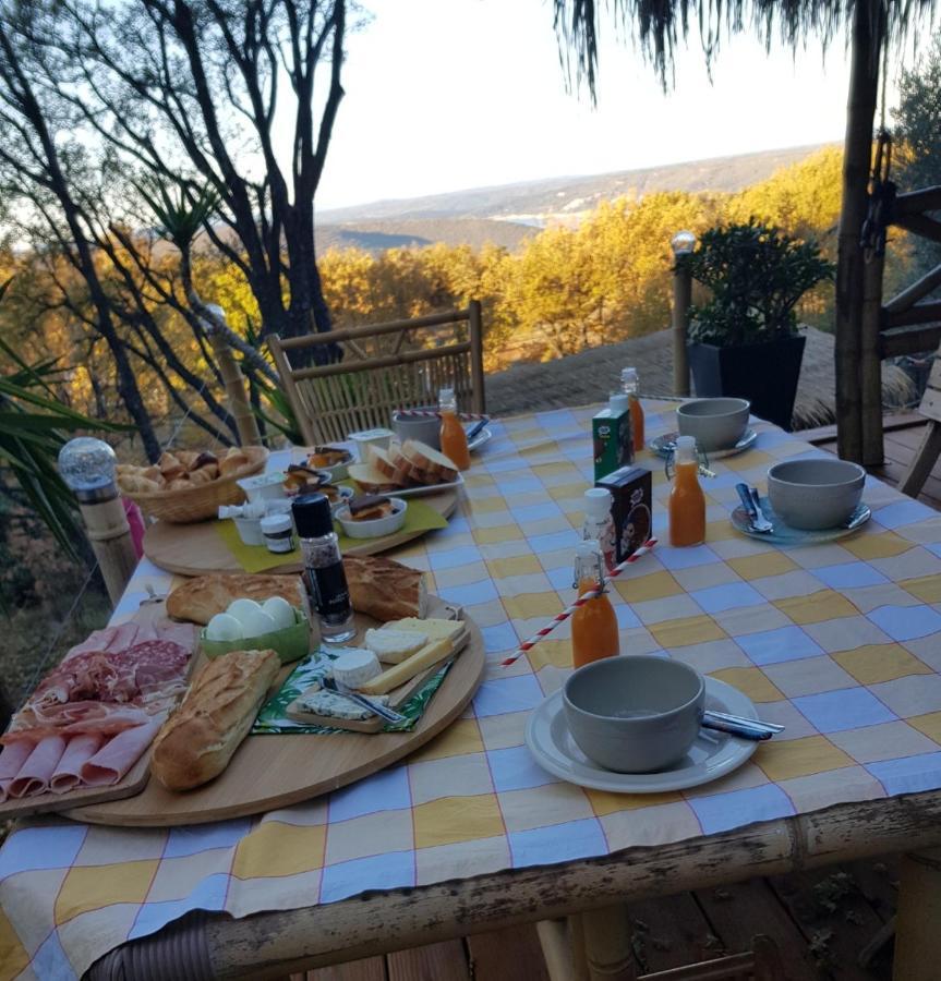 La Lyalis Bed & Breakfast Егин Екстериор снимка