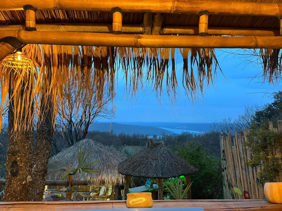 La Lyalis Bed & Breakfast Егин Екстериор снимка